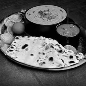 Masala Cheese Naan