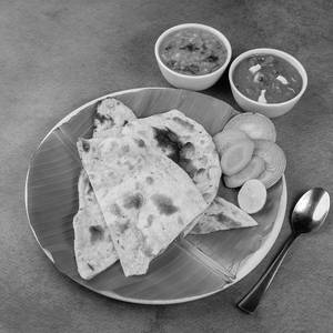Naan Curry