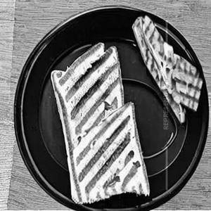 Veg Aloo mutter Grilled Sandwich