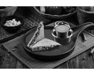 Spinach N Corn Sandwich + Ginger Chai/chai/kaapi
