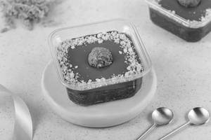 Ferrero Rocher Dessert Cup