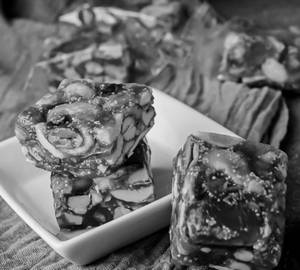 Kharjura Burfi