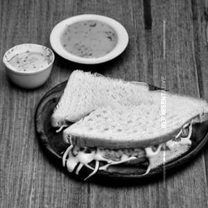 Chicken mayonnaise sandwich