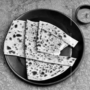Jain Jamaican Cheese Chilli Paratha