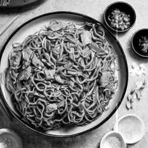 Pork Burnt Garlic Noodles