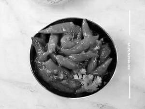Chilli Baby Corn Gravy