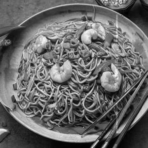 Mixed Seafood Hakka Noodles.