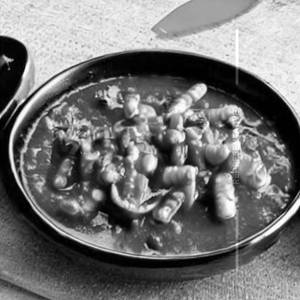 Baby corn in Choice of Sauce Gravy