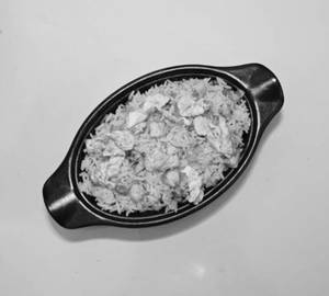 Mix fried rice [egg with chicken]