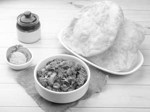Tawa Bhatura Combo