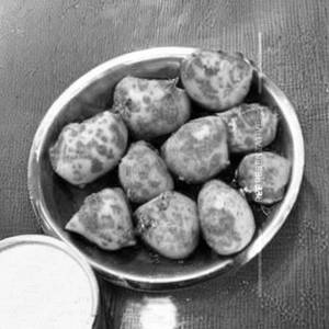 Dum Aloo Kashmiri  