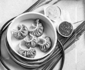 Tandoori Cheese Chicken Momos (steam)