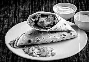Egg Aloo Roll