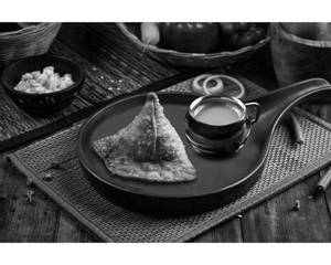 Tea(2) N Aloo Masala Samosa 2p