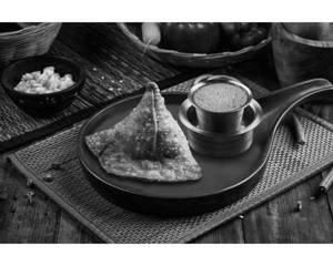 Kaapi(2) N Aloo Masala Samosa 2p