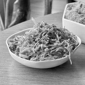 Veg Chilli Garlic Noodles