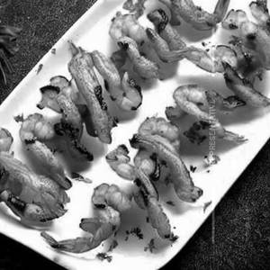 Prawns wrapped in bacon