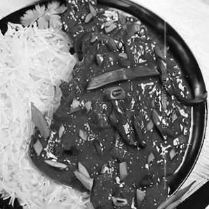 Pork In Hot Garlic Sauce gravy 