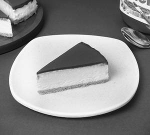 Nutella Cheesecake Slice [1 Piece]