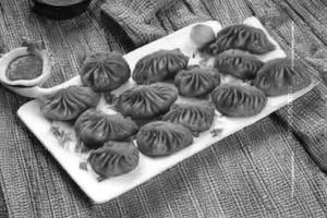Paneer Schezwan momo