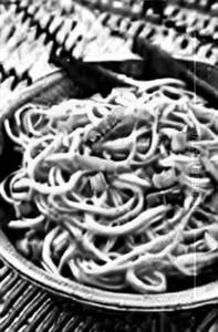 Schezwan Noodles Veg