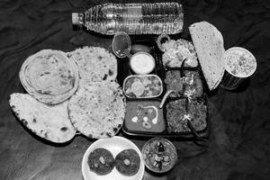 Kolhapuri Thali [Spicy]