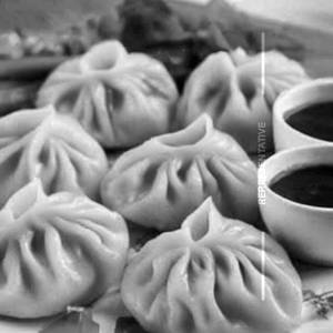 Paneer smoked momo
