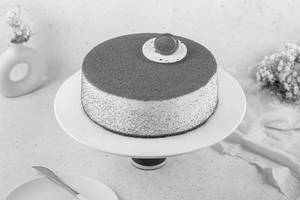 Red Velvet Cake 0.5 Kg