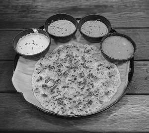 Onion Uttapam