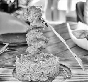 Hyderabadi Chicken Dum Biryani With Chicken Shawarma [Regular]