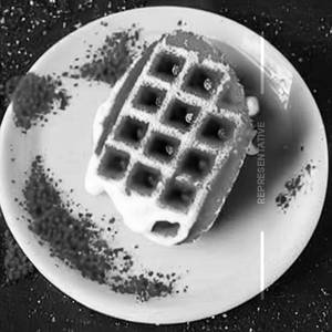 Red Velvet Bubble Waffle