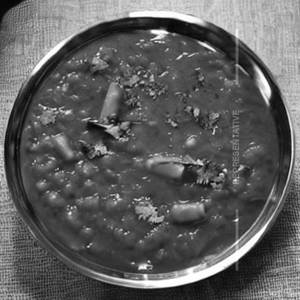 Dal Kolhapuri