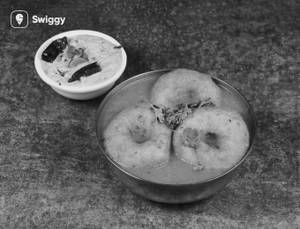 Sambar vada [4 pieces]