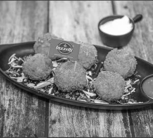 Veg Kurkure Momos (6 Pcs)