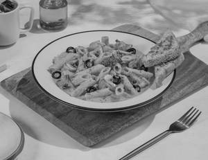 Olive & Mushroom Mixed Pink Pasta [Mixed Sauce]