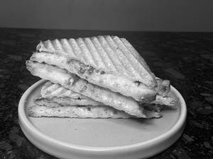 Cheese Chilli Sandwich (Pack Of 2)