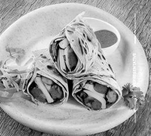 Aloo Tikki Wrap