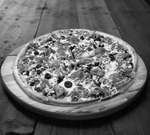 Vrindavan Special Pizza