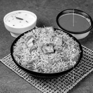 Singapore Fried Rice (paneer)