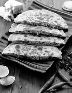 Tandoori Paneer Paratha With Dahi