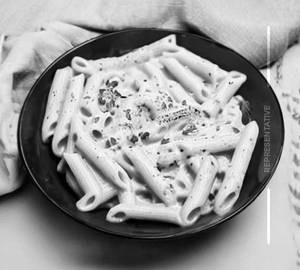 White Sauce Pasta