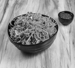 Ve. Schzwan Noodles + Schezwan Sauce