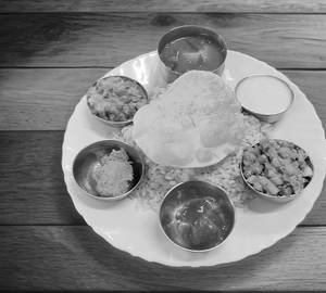 Kerala Meals (Matta Brown Rice)