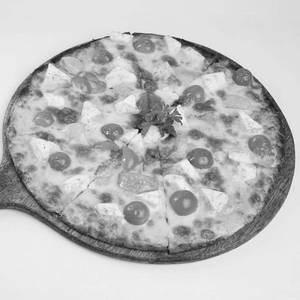 Tikka Town Chicken Pizza