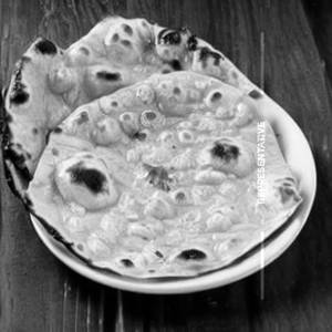 Tandoor Butter Missi Roti