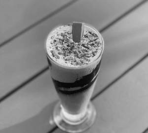 Kitkat milkshake