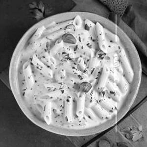 White sauce pasta