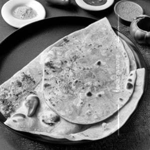 Garlic & Green Chilly Roti