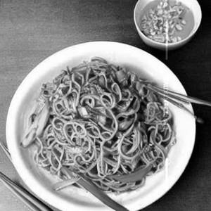 Hakka Noodles (Sausages)