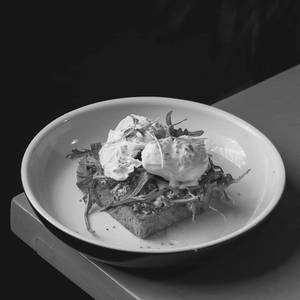 Mushroom & Spinach Benedict
